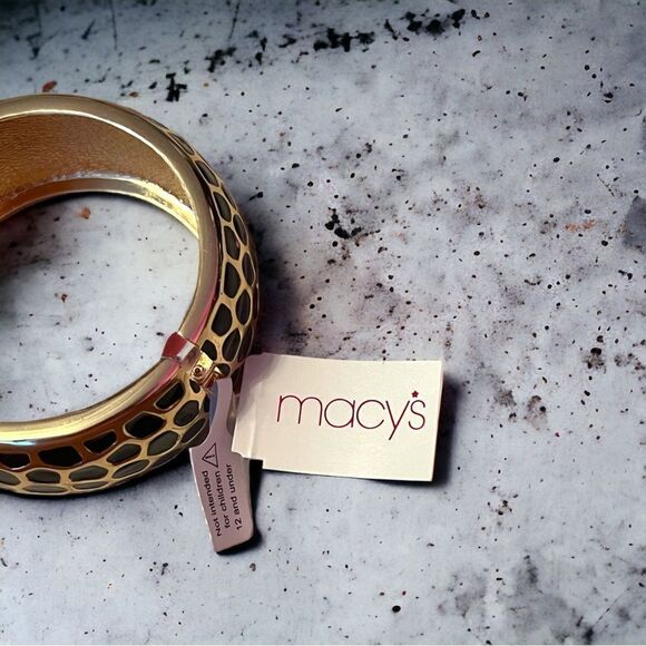 Macy’s Black And Gold Animal Print Thick Clamper Hinged Bangle NWT - Picture 4 of 6